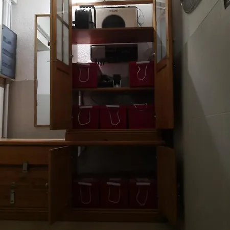Apartment One Flat At The Near House 